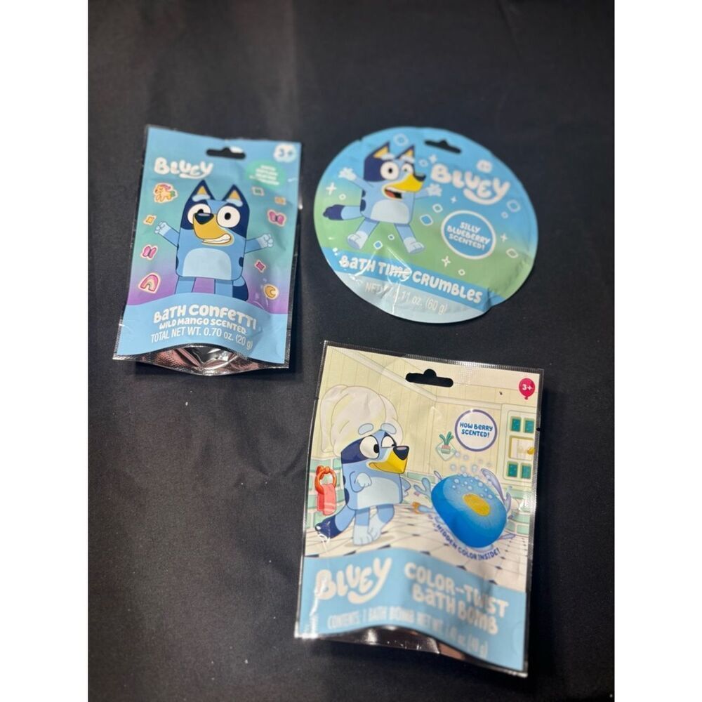 New 3 pc Bluey Bath Confetti, Crumbles & Color-Trust Bath Bombs - Blue